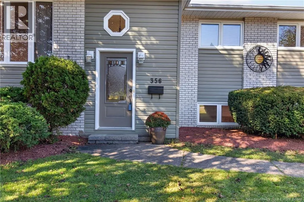 356 Beaumont