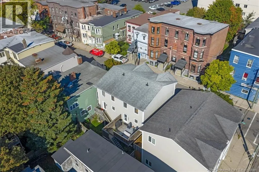 152 Duke Street