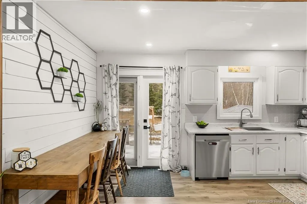 857 Mapleton Road