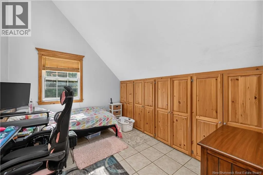 5 Brooks Road