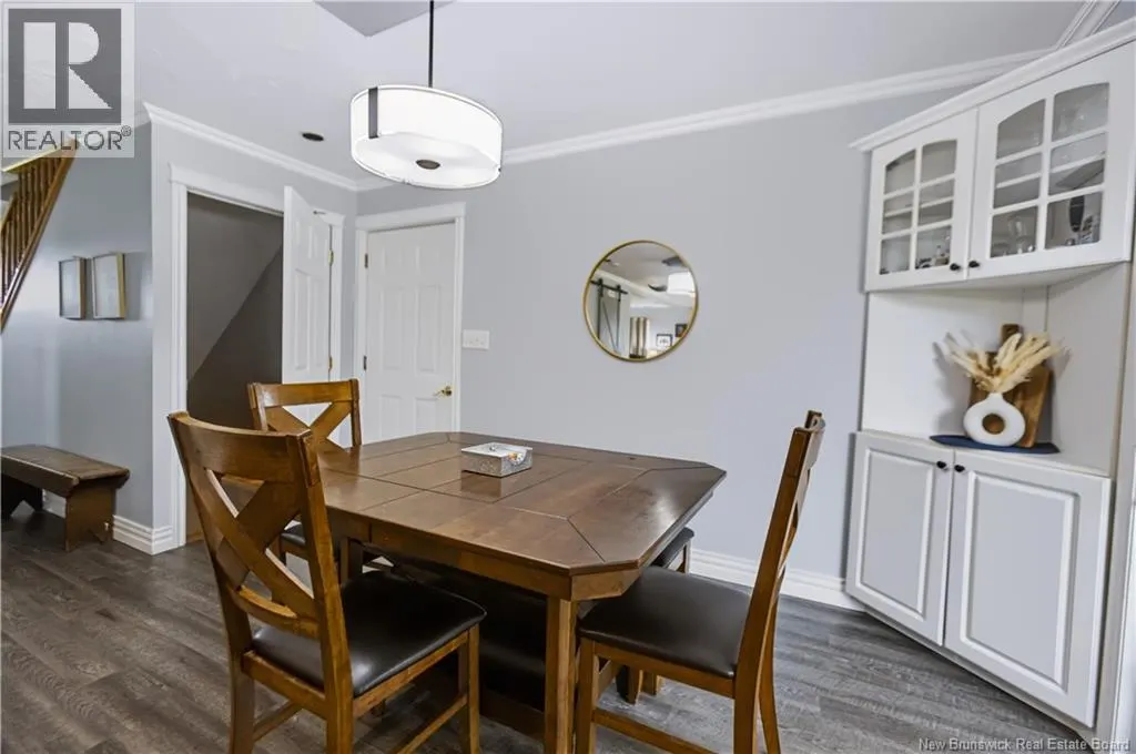 39 Ridgewood Drive