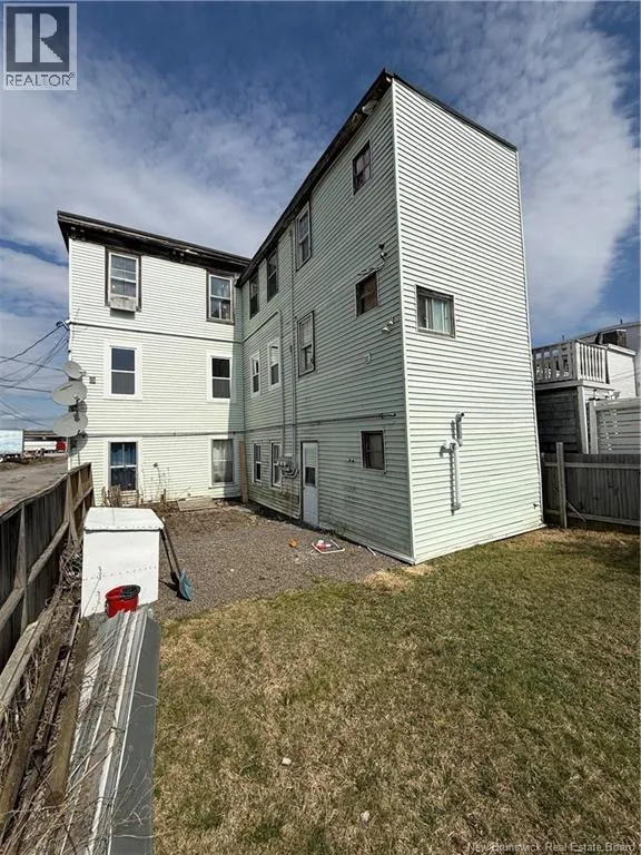 25 Meadow Street