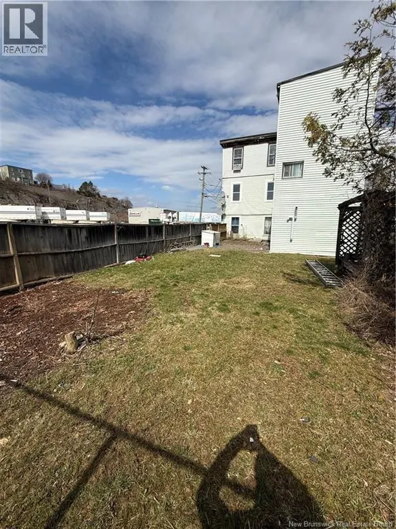 25 Meadow Street