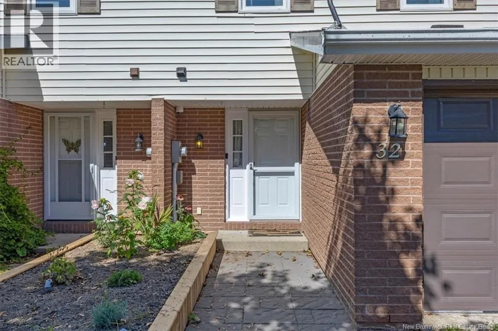 32 Driftwood Lane