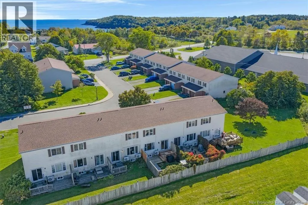 32 Driftwood Lane