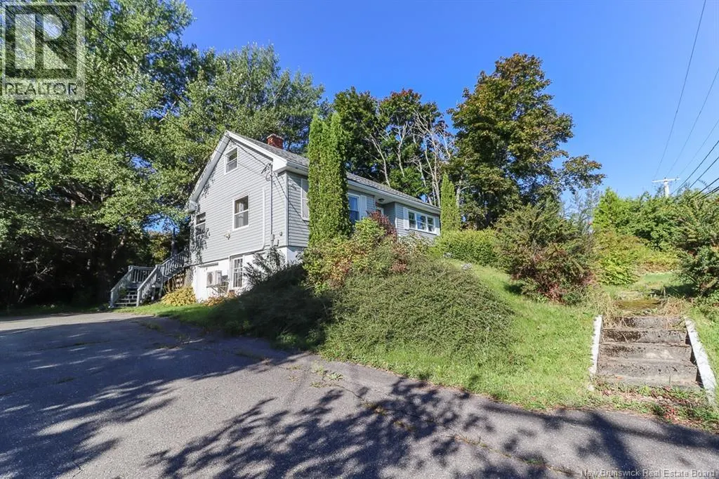 1024 Lorneville Road
