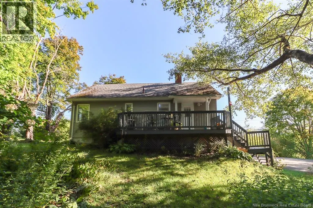 1024 Lorneville Road