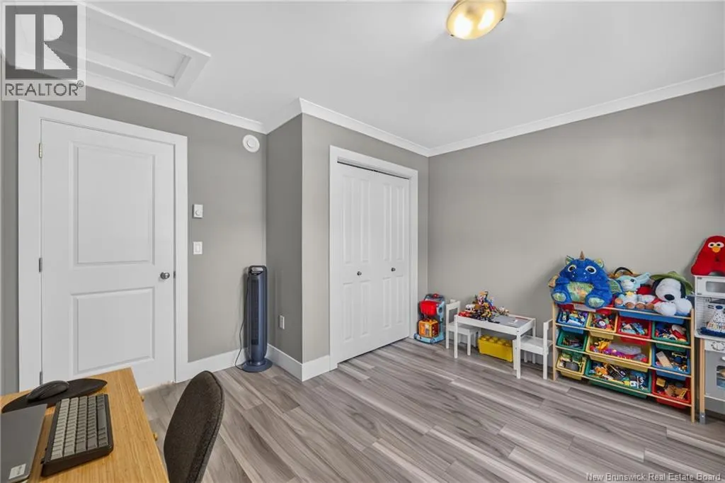 43 Eatman Avenue