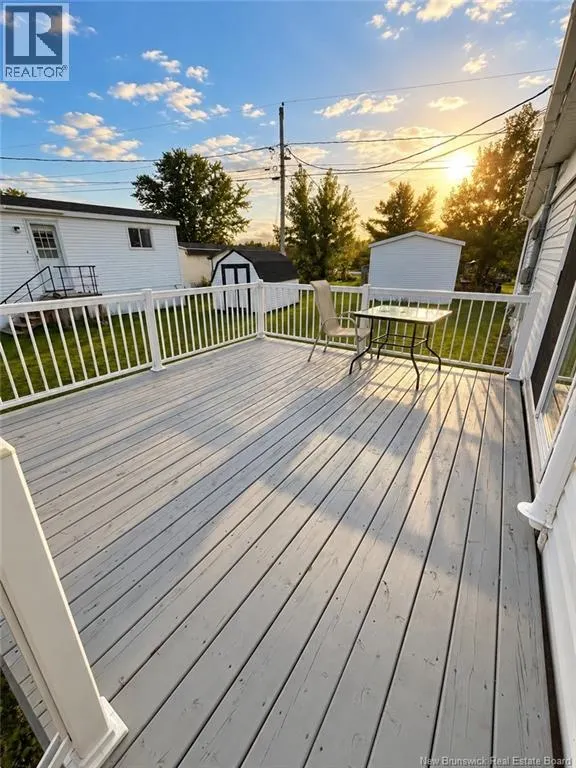 8 Tait Crescent