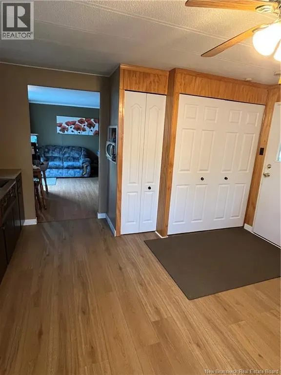 8 Tait Crescent