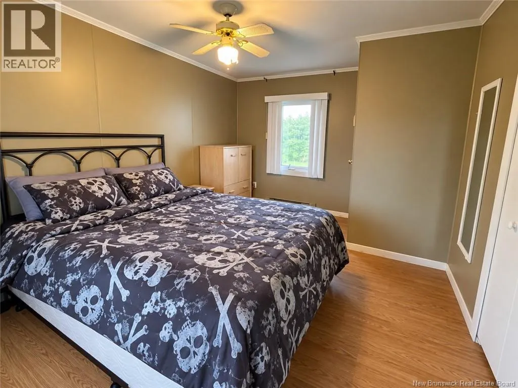 8 Tait Crescent