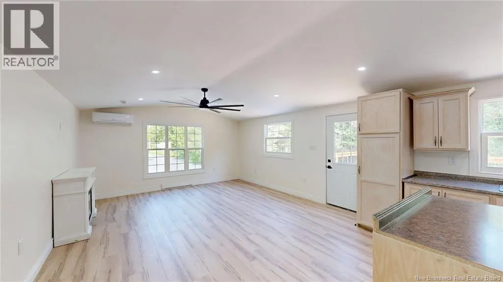 494 Broad Road