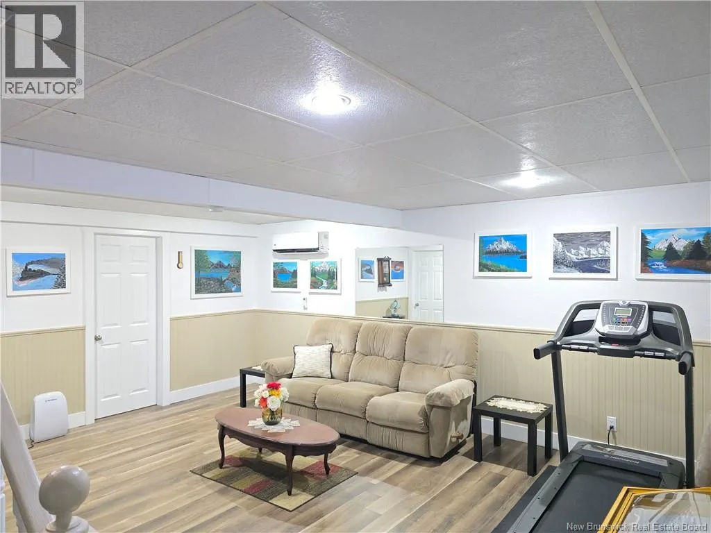 2737 Middle River Rd