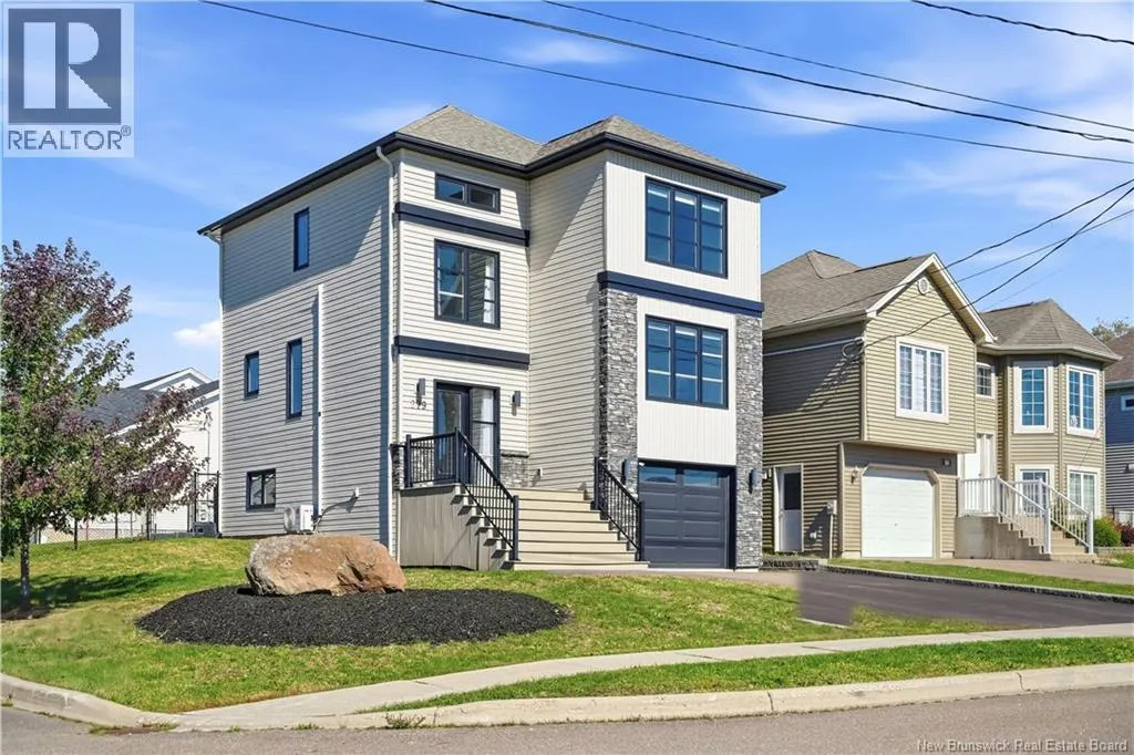 279 Freeman
