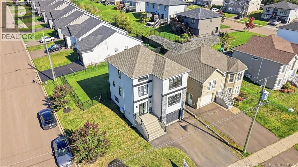 279 Freeman