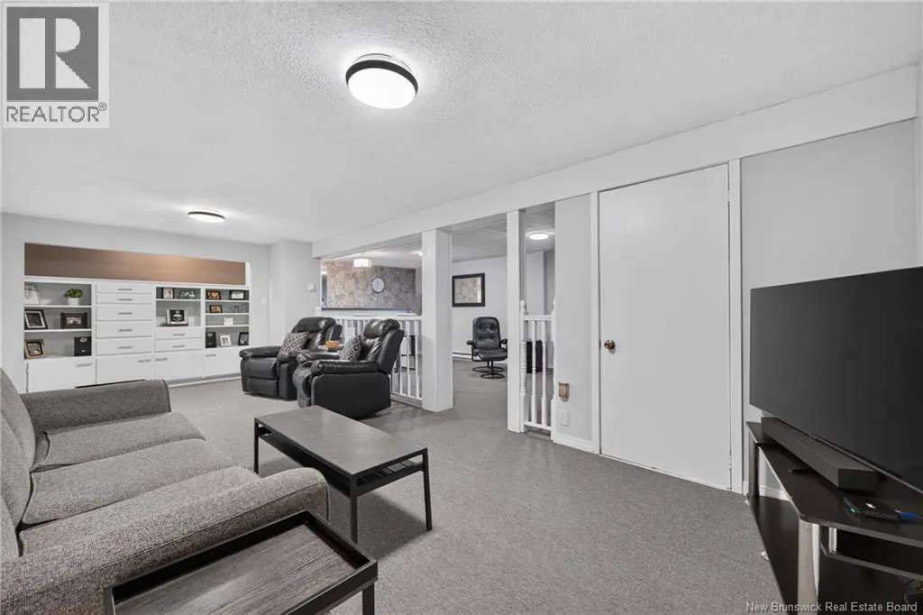 9 Magellan Drive