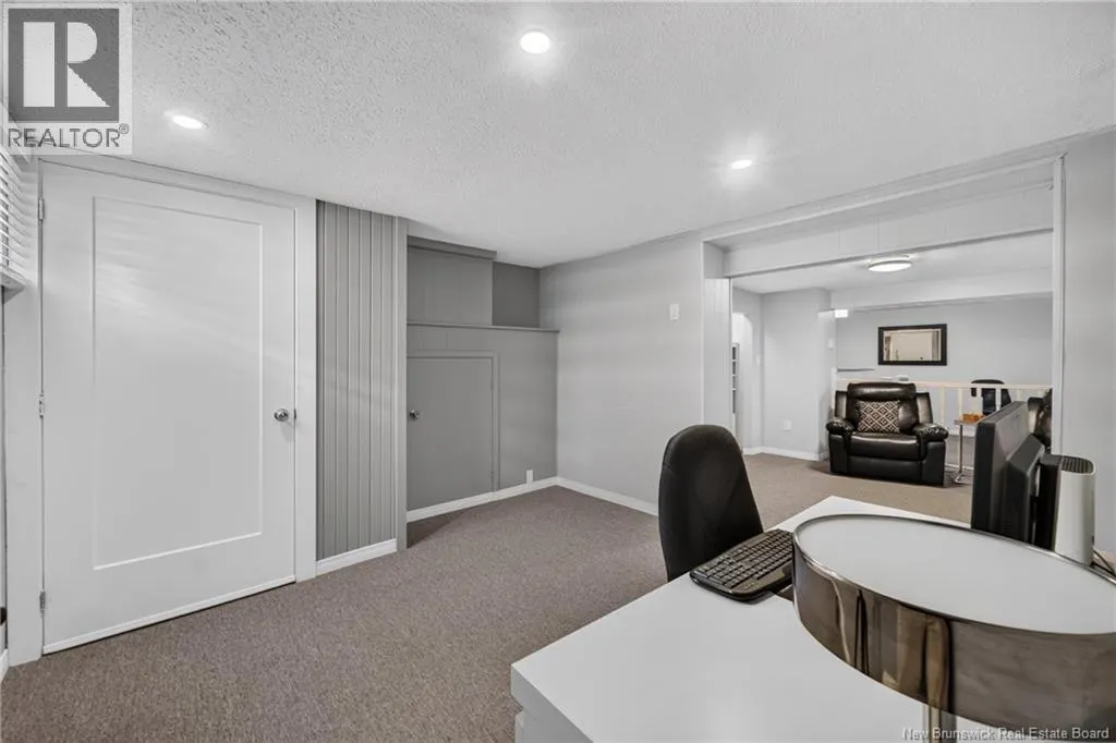 9 Magellan Drive