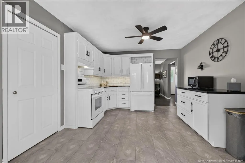 9 Magellan Drive