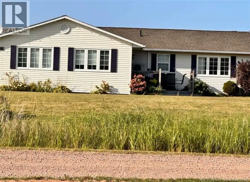 16 Spence's Beach Road