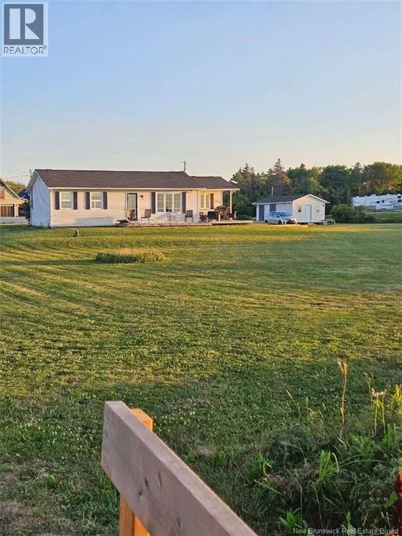16 Spence's Beach Road