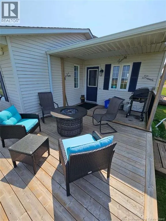 16 Spence's Beach Road