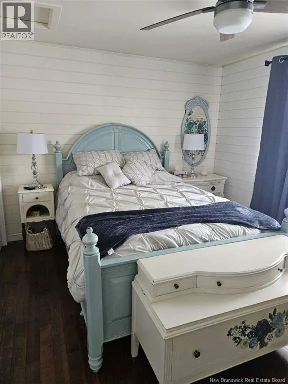 16 Spence's Beach Road