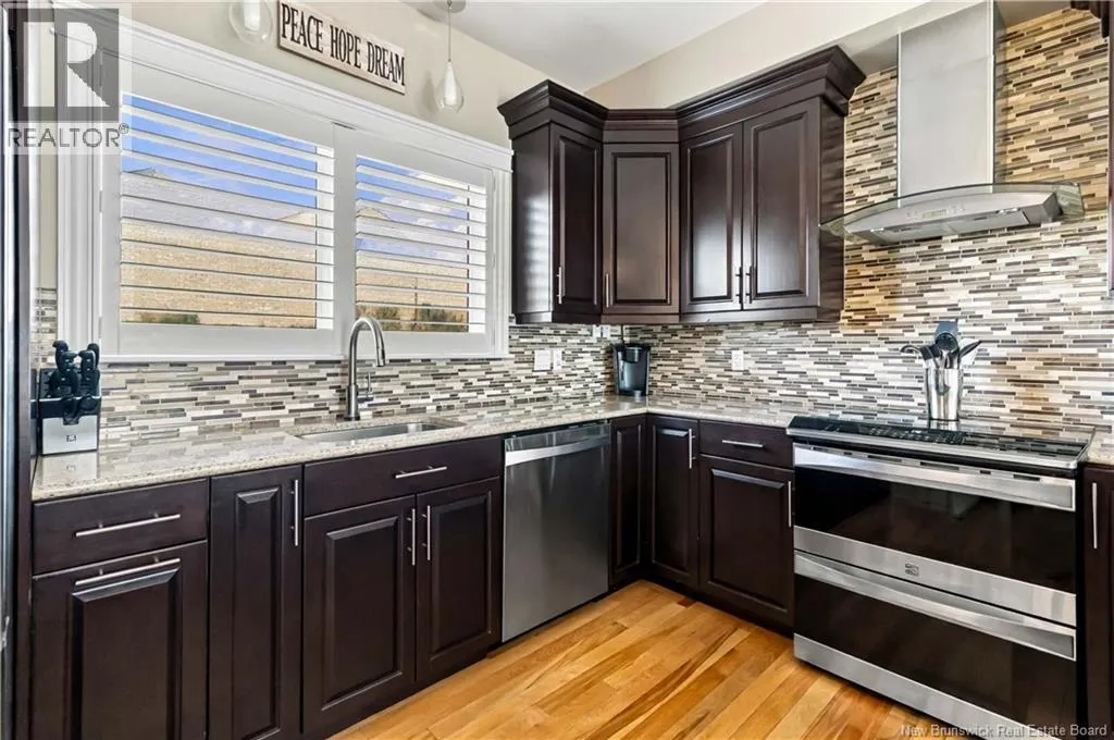 29 Salengro Crescent