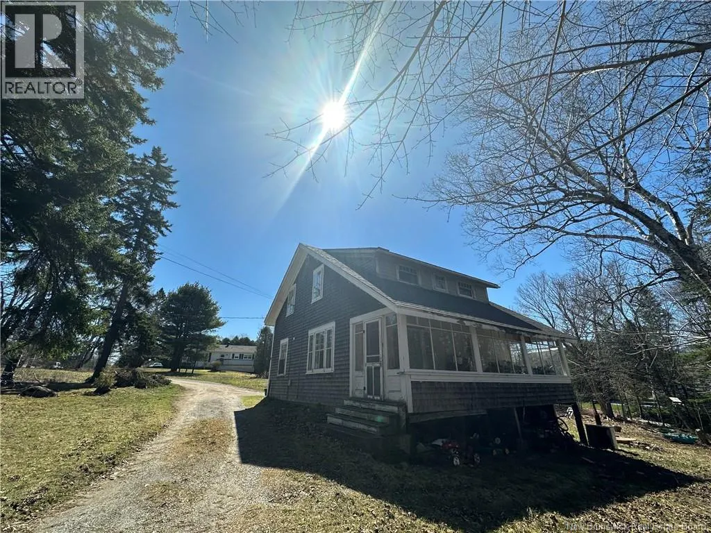 16 Clark Road