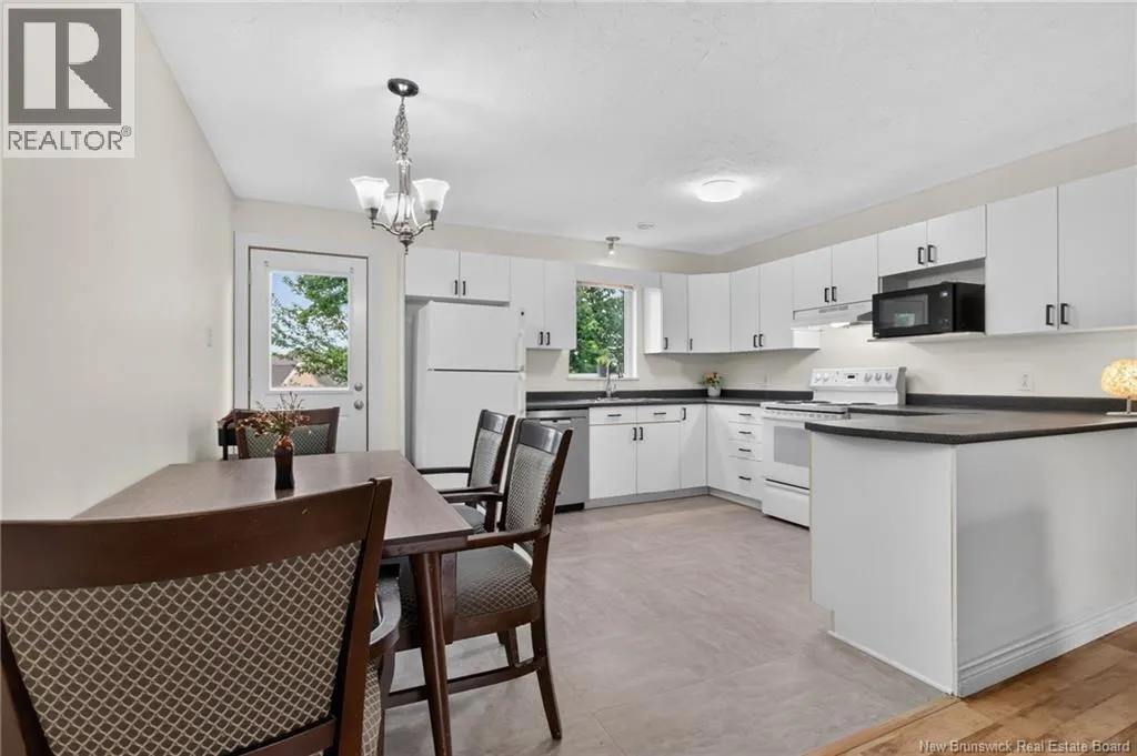55-57 Galbraith Crescent