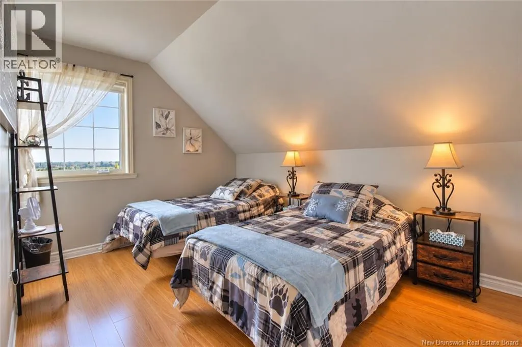 1629 Bass River Point