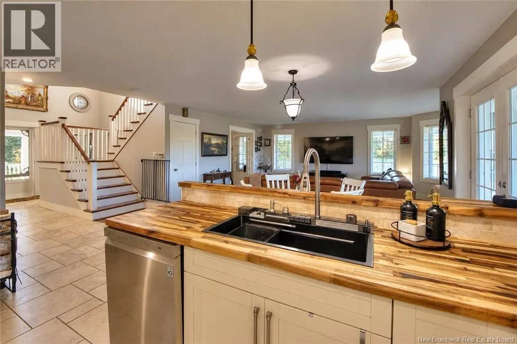 1629 Bass River Point