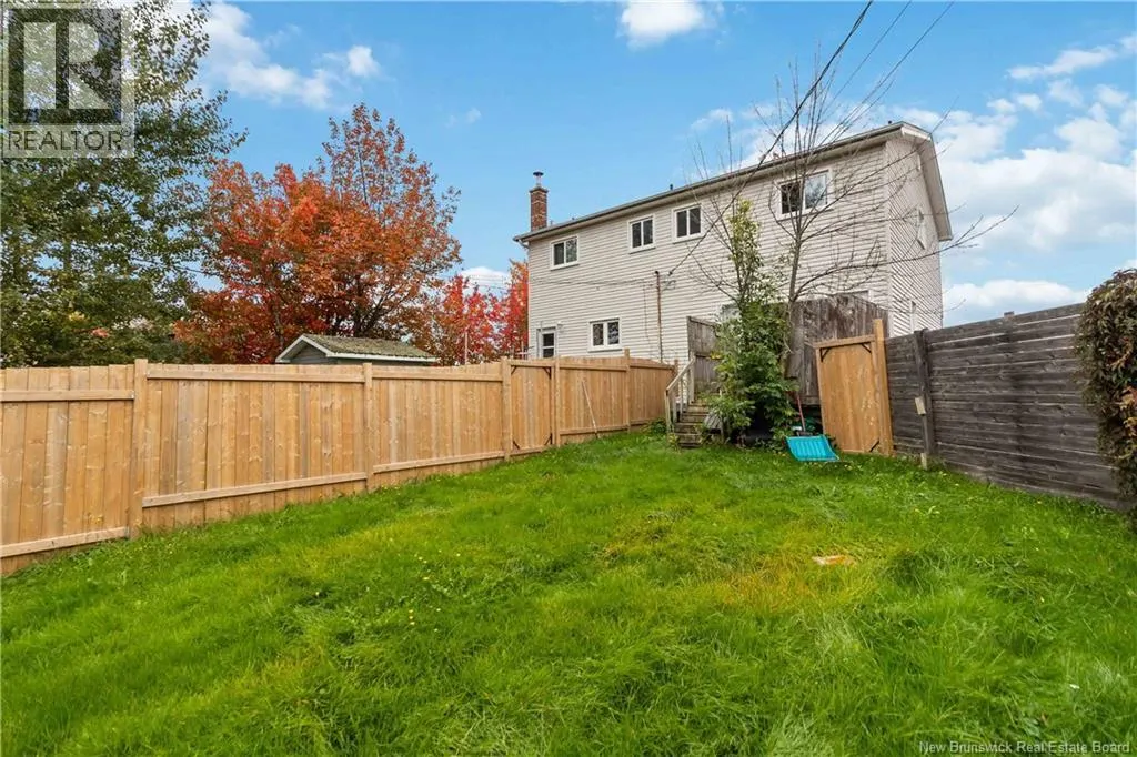 275-279 Ayer Avenue