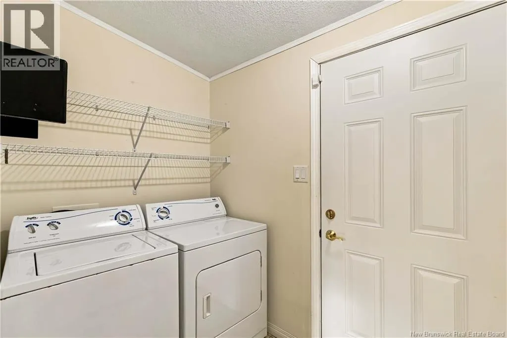 10 Northrup Crescent