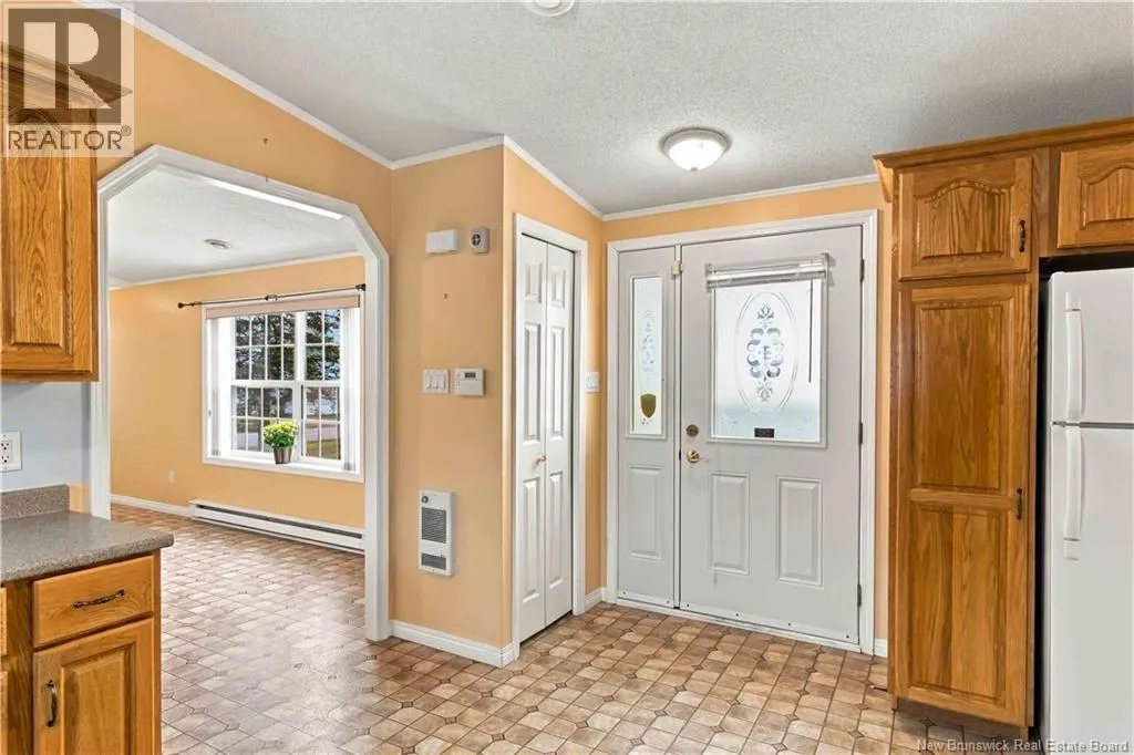 10 Northrup Crescent