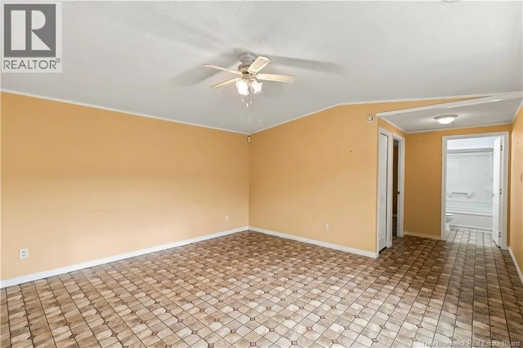 10 Northrup Crescent