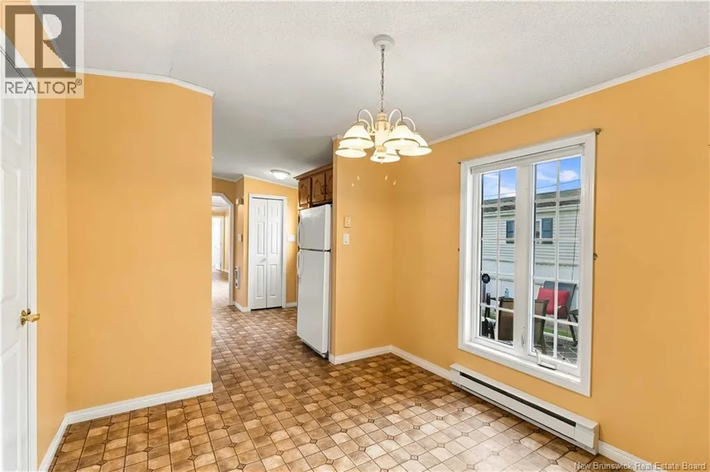 10 Northrup Crescent