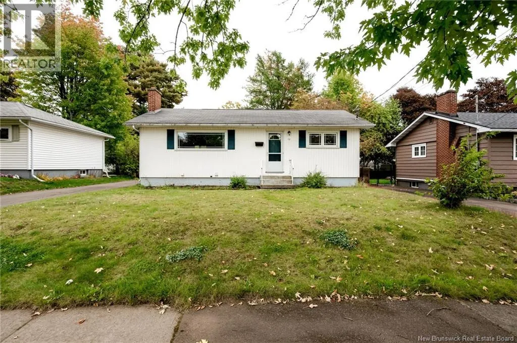 17 Bissett Avenue