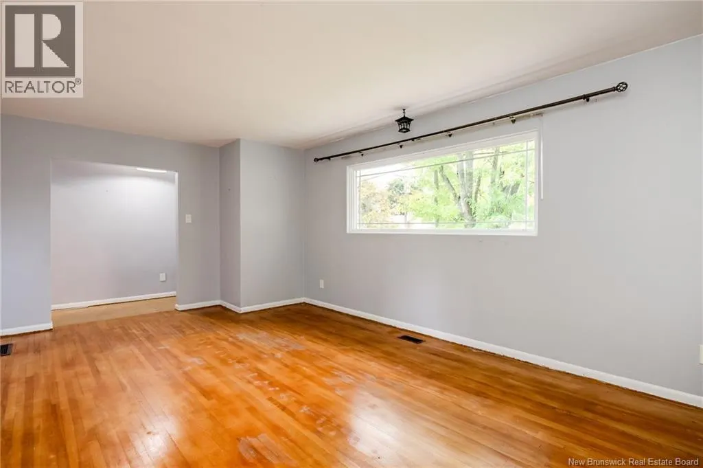17 Bissett Avenue