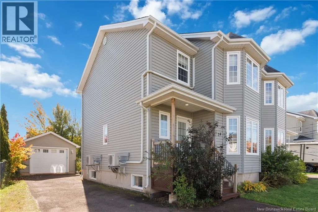 34 Christopher Crescent
