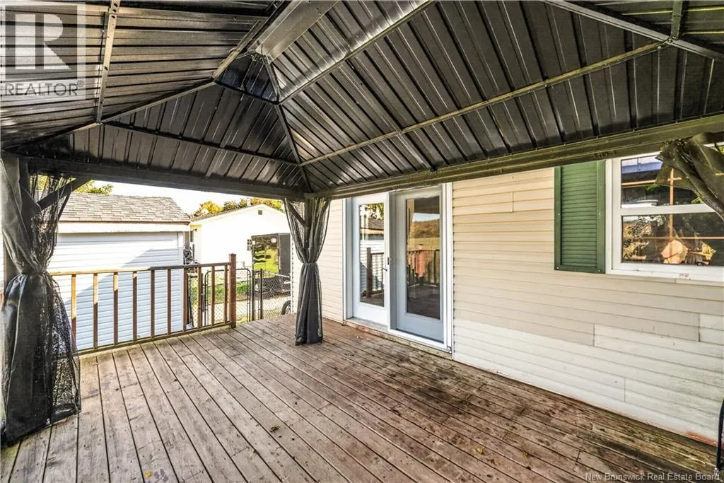 83 Renfrew
