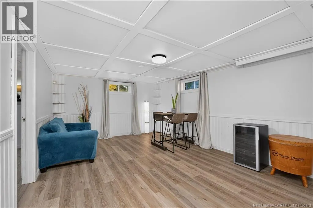 83 Renfrew