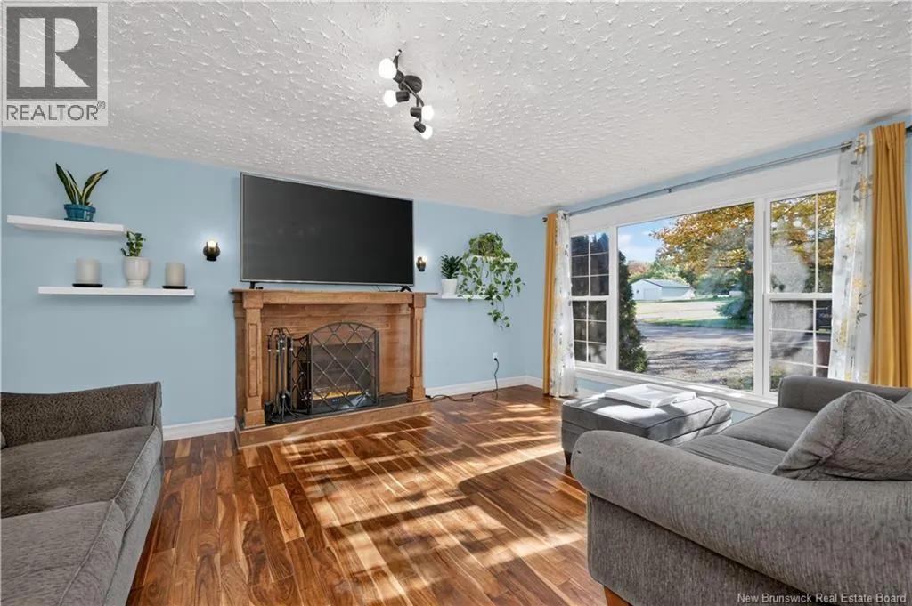 83 Renfrew
