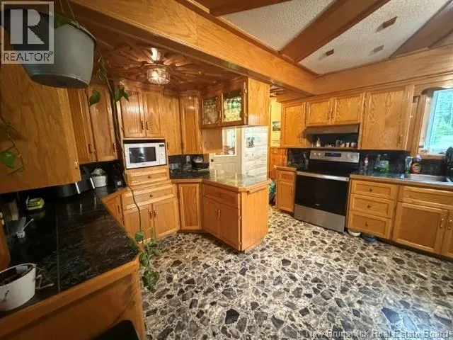 142 Mechanic Lake Road