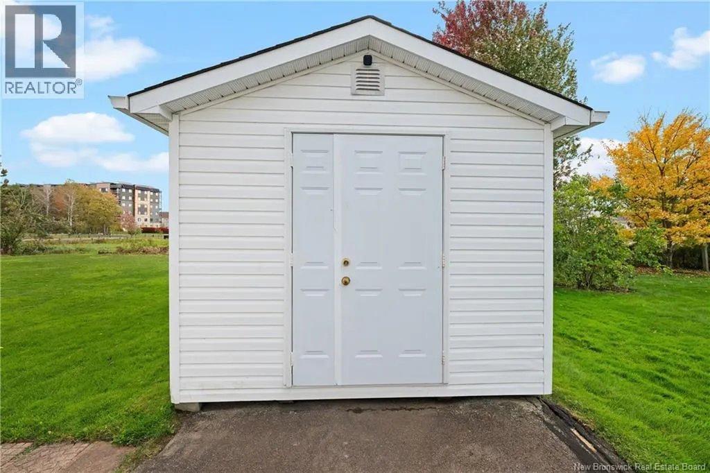99 Fairview Knoll Drive