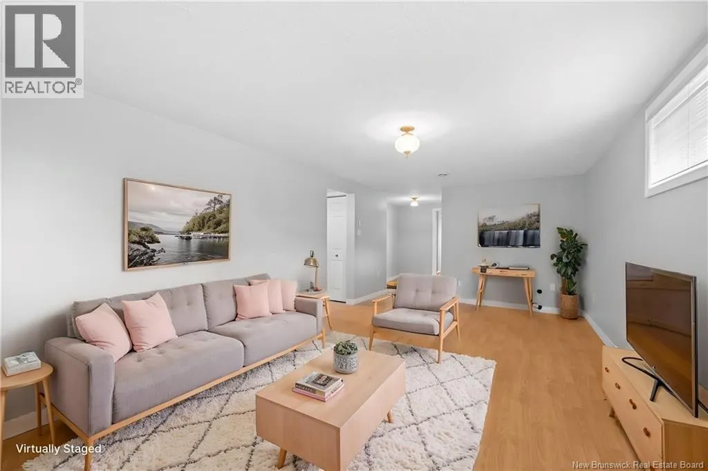99 Fairview Knoll Drive