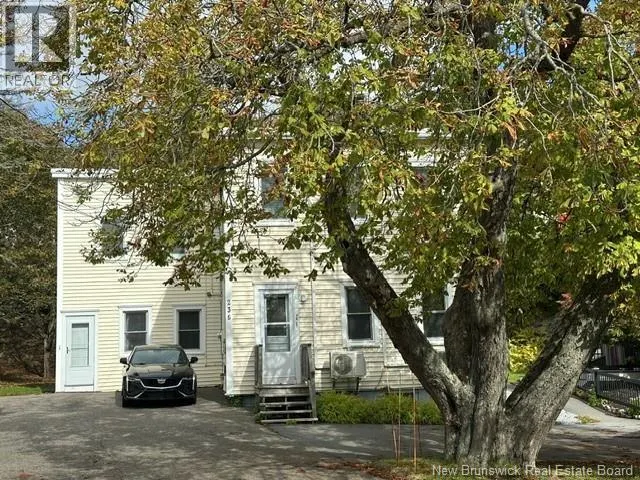 236 Millidge Avenue