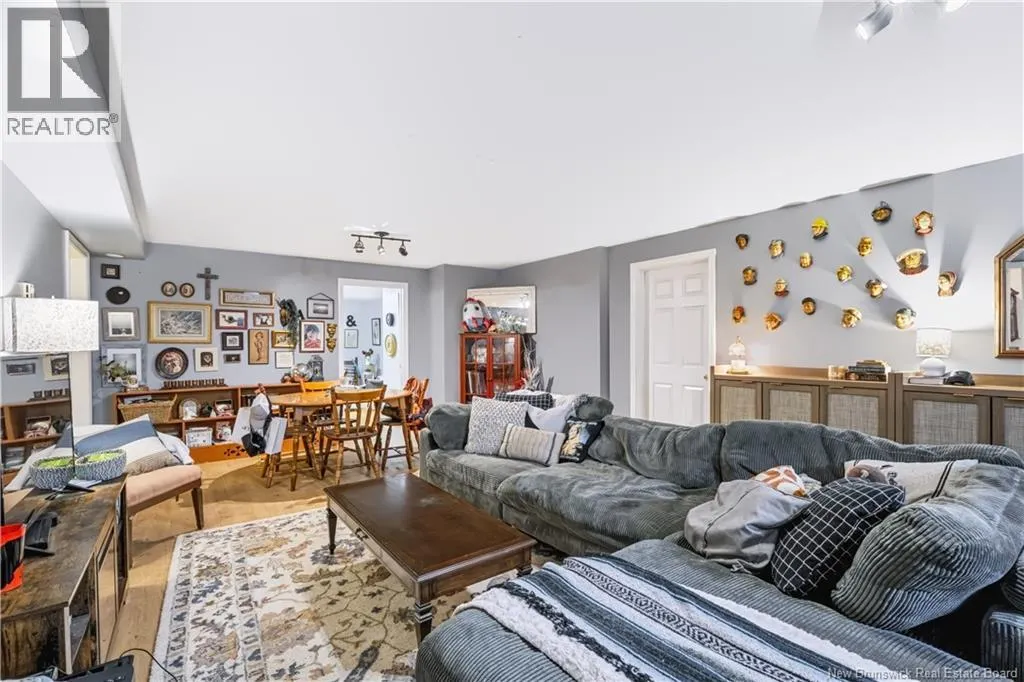 27 Miro Court