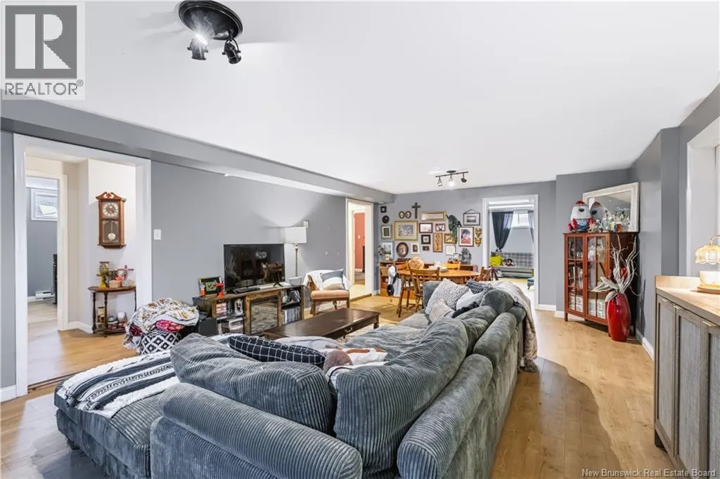 27 Miro Court