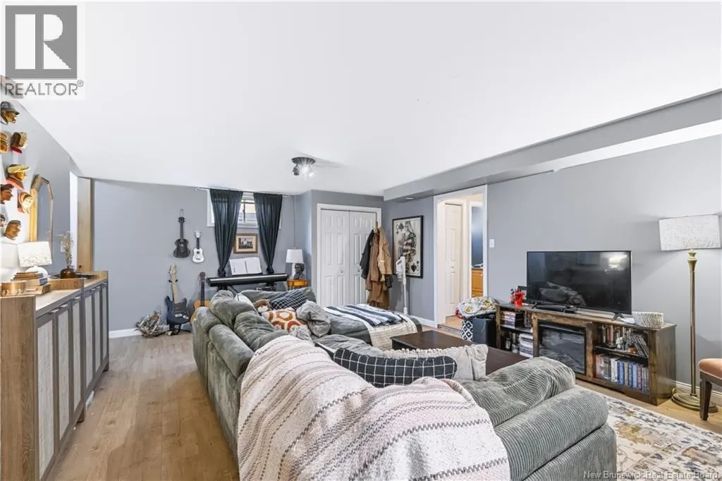27 Miro Court