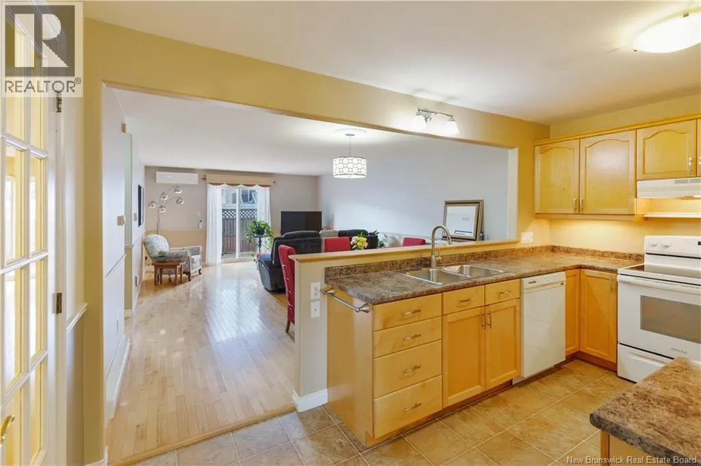 43 Dométhilde Crescent